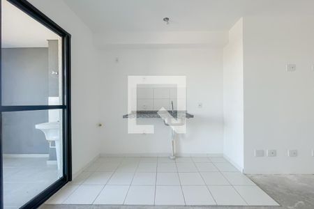 Sala e Cozinha de apartamento à venda com 2 quartos, 43m² em Rochdale, Osasco