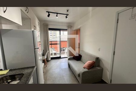 Sala/cozinha de kitnet/studio para alugar com 1 quarto, 30m² em Campo Belo, São Paulo