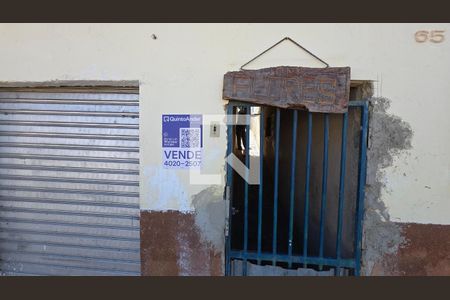 Placa e qrcode de casa para alugar com 2 quartos, 485m² em Imperial, Vespasiano