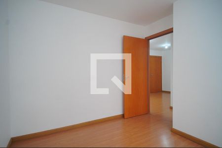 quarto 2 de apartamento para alugar com 2 quartos, 49m² em Santos Dumont, São Leopoldo
