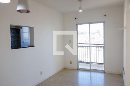 sala de apartamento à venda com 2 quartos, 44m² em Santa Maria, Osasco