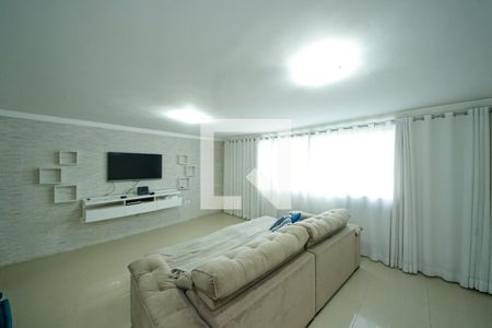Casa para alugar com 3 quartos, 250m² em Vila Primavera, São Paulo