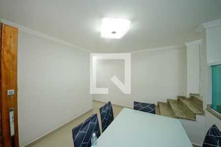 Casa para alugar com 3 quartos, 250m² em Vila Primavera, São Paulo