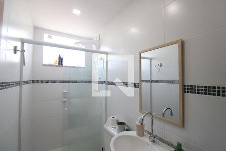 Banheiro da suíte 1 de casa de condomínio à venda com 3 quartos, 129m² em Tanque, Rio de Janeiro