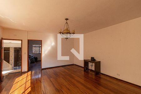 Sala de casa para alugar com 4 quartos, 400m² em Ponte Rasa, São Paulo