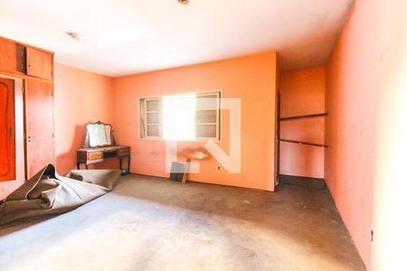 Quarto 1 de casa para alugar com 3 quartos, 250m² em Jardim Itapemirim, São Paulo