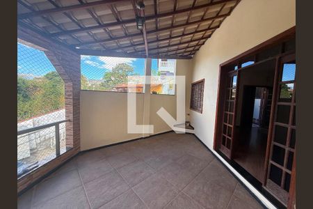 varanda de casa para alugar com 3 quartos, 170m² em Ermelinda, Belo Horizonte