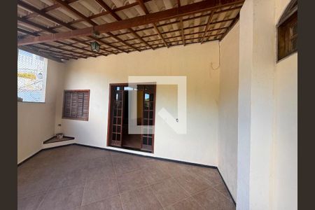 varanda de casa para alugar com 3 quartos, 170m² em Ermelinda, Belo Horizonte