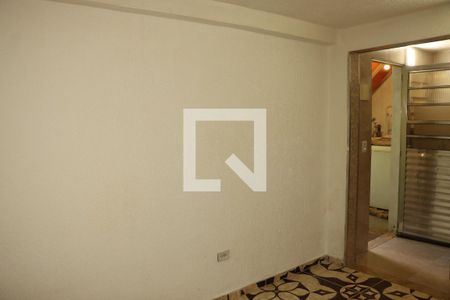 Casa para alugar com 1 quarto, 27m² em Vila Santa Virginia, São Paulo