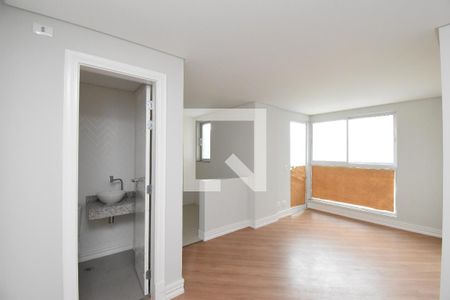 Sala de apartamento à venda com 2 quartos, 67m² em Centro, Curitiba