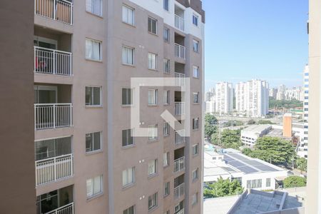 Vista da Sala e Cozinha de apartamento para alugar com 1 quarto, 30m² em Parque Industrial Tomas Edson, São Paulo