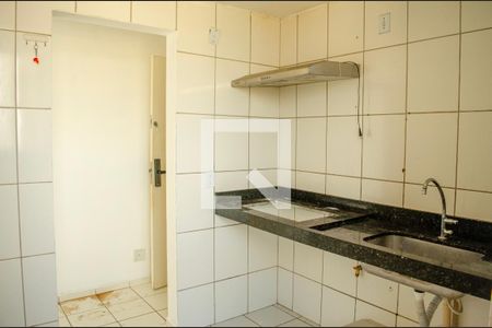 Cozinha de apartamento para alugar com 3 quartos, 72m² em Setor Goiânia 2, Goiânia
