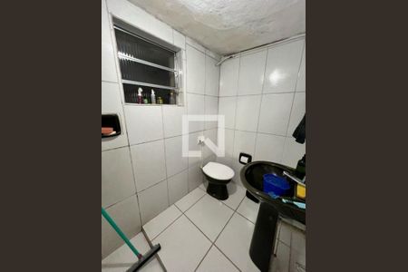 Casa à venda com 7 quartos, 186m² em Moinho Velho, São Paulo