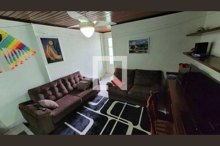 Casa à venda com 4 quartos, 178m² em Parque Maria Domitila, São Paulo