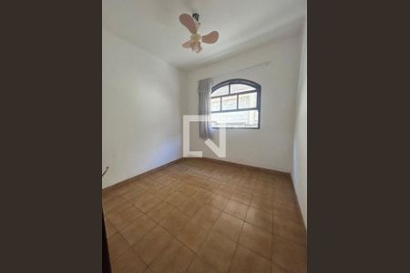 Casa à venda com 2 quartos, 146m² em São Lourenço, Niterói
