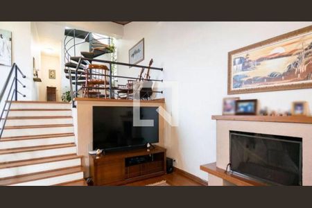 Casa à venda com 3 quartos, 300m² em Parque Anhanguera, São Paulo