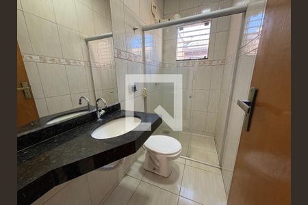 Casa para alugar com 4 quartos, 100m² em Parque das Paineiras (1,2,3 E 4 Etapa), Goiânia