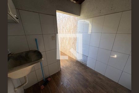 Casa para alugar com 4 quartos, 100m² em Parque das Paineiras (1,2,3 E 4 Etapa), Goiânia
