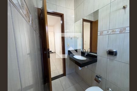 Casa para alugar com 4 quartos, 100m² em Parque das Paineiras (1,2,3 E 4 Etapa), Goiânia