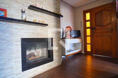 Sala de casa à venda com 4 quartos, 400m² em Medianeira, Porto Alegre