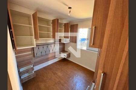 Quarto 1 de apartamento para alugar com 2 quartos, 46m² em Vila Santo Antonio do Portao, Cotia