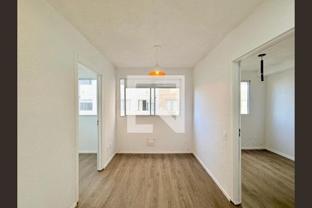 Sala de apartamento para alugar com 2 quartos, 32m² em Jardim Caravelas, São Paulo