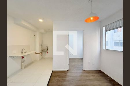 Sala de apartamento para alugar com 2 quartos, 32m² em Jardim Caravelas, São Paulo