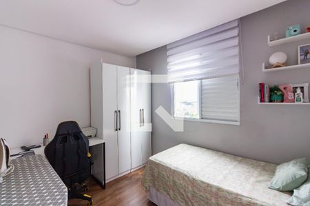 Quarto 2 de apartamento para alugar com 2 quartos, 48m² em Quitaúna, Osasco