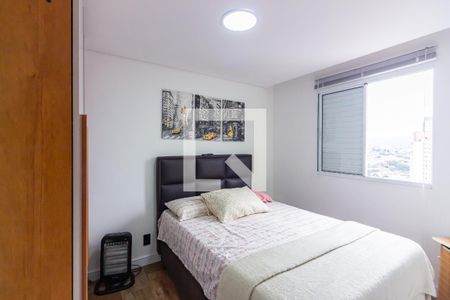 Quarto 1 de apartamento para alugar com 2 quartos, 48m² em Quitaúna, Osasco