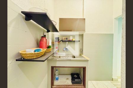 Cozinha de apartamento para alugar com 1 quarto, 38m² em Botafogo, Rio de Janeiro