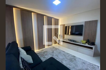 Casa à venda com 3 quartos, 385m² em Villa Lombarda, Valinhos