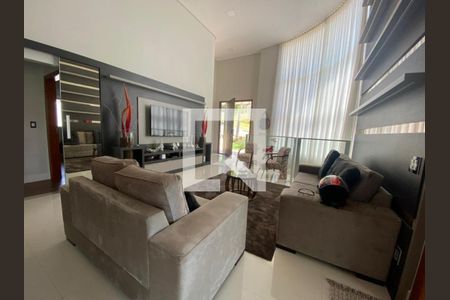 Casa à venda com 3 quartos, 385m² em Villa Lombarda, Valinhos