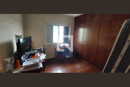 Casa para alugar com 3 quartos, 300m² em Jardim Monjolo, São Paulo