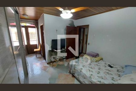 Casa à venda com 4 quartos, 280m² em Vila Romano, São Paulo