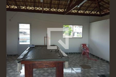 Casa à venda com 4 quartos, 360m² em Nacional, Contagem