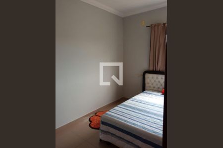 Casa à venda com 4 quartos, 360m² em Nacional, Contagem