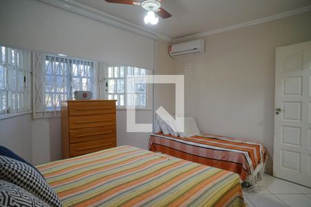 Quarto 1 de casa de condomínio para alugar com 3 quartos, 372m² em Caxito, Maricá