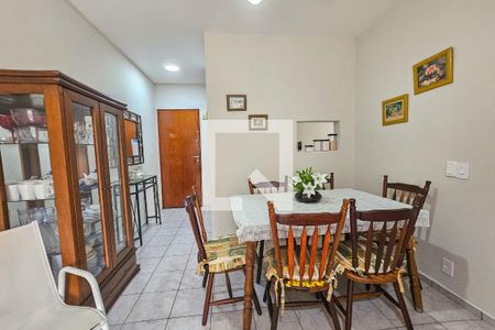 Apartamento para alugar com 2 quartos, 64m² em Jardim Tres Marias, Guarujá