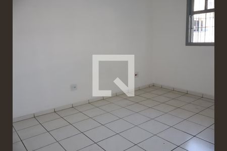 Quarto 1 de casa para alugar com 2 quartos, 70m² em Jardim Santa Adelia, São Paulo