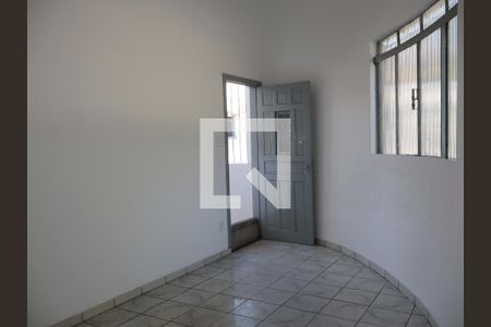 Casa para alugar com 2 quartos, 70m² em Jardim Santa Adelia, São Paulo