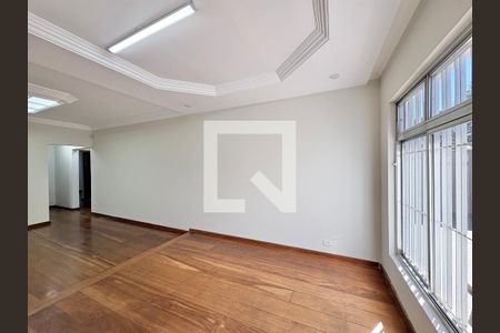 Sala de casa para alugar com 4 quartos, 230m² em Parque Sao Domingos, São Paulo