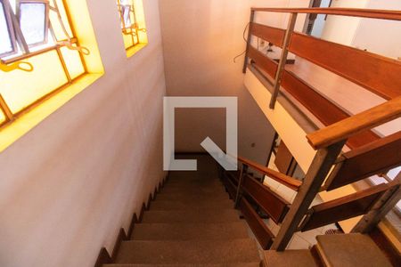 Escada  de casa à venda com 5 quartos, 207m² em Icaraí, Niterói