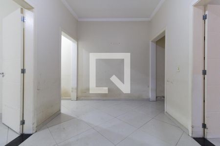 Hall dos Quartos de casa à venda com 2 quartos, 200m² em Vila Vermelha, São Paulo