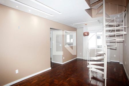 Sala de apartamento à venda com 3 quartos, 93m² em Santana, Porto Alegre