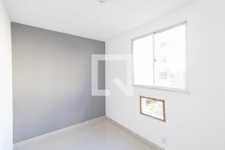 Quarto 1 de apartamento para alugar com 2 quartos, 59m² em Paciência, Rio de Janeiro