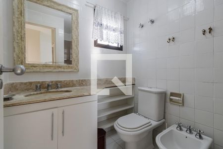 Banheiro de apartamento para alugar com 2 quartos, 70m² em Vila Nova Conceição, São Paulo