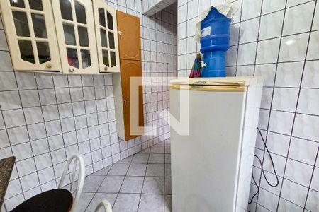 Cozinha de apartamento para alugar com 1 quarto, 50m² em Aviação, Praia Grande