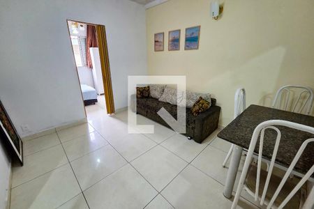 Sala - Cozinha de kitnet/studio para alugar com 1 quarto, 32m² em Nova Mirim, Praia Grande