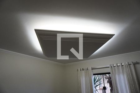 Sala de casa para alugar com 3 quartos, 215m² em Parque Novo Mundo, Americana