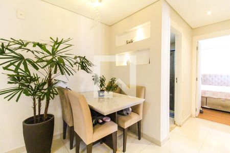 Sala de apartamento à venda com 2 quartos, 46m² em Vila Carmosina, São Paulo